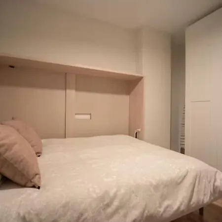 J'village Estudio Reformado Apartman